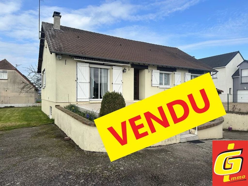 Achat maison à vendre 3 chambres 87 m² - Gravigny