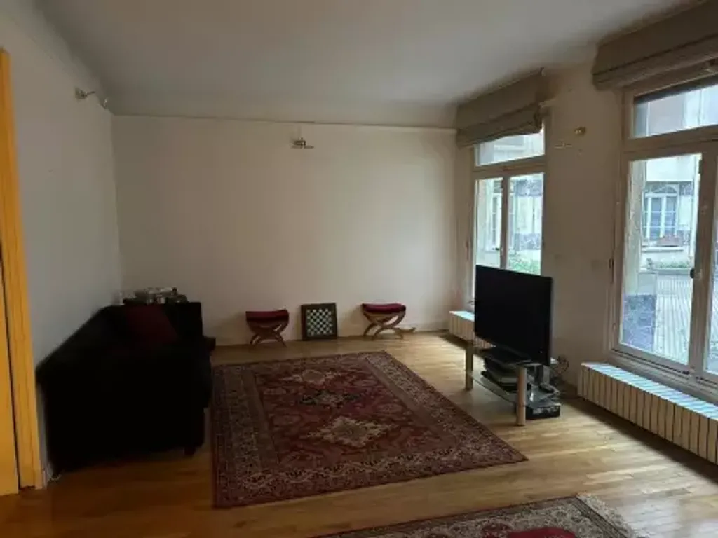 Achat appartement à vendre 4 pièces 112 m² - Paris 8ème arrondissement