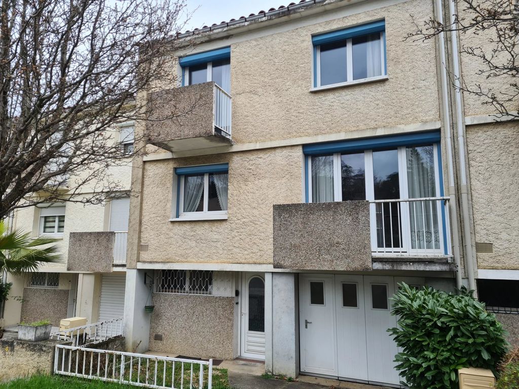 Achat maison à vendre 3 chambres 108 m² - Castres