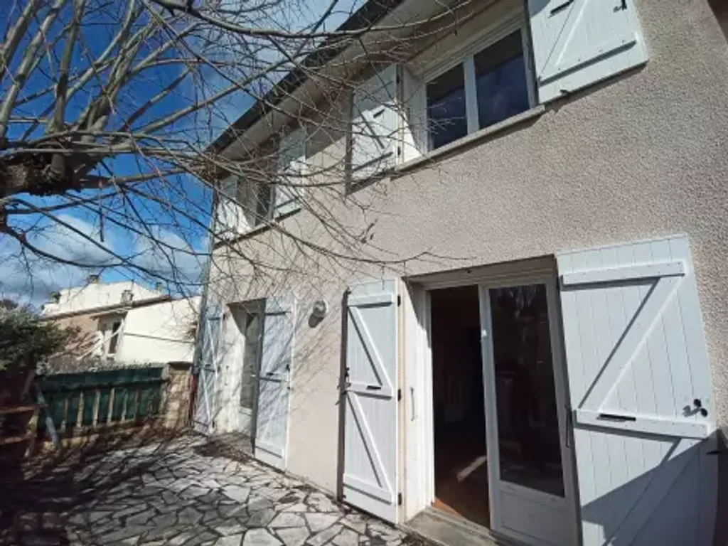 Achat maison à vendre 4 chambres 127 m² - Castres