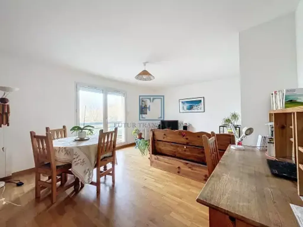 Achat appartement à vendre 3 pièces 69 m² - Guyancourt