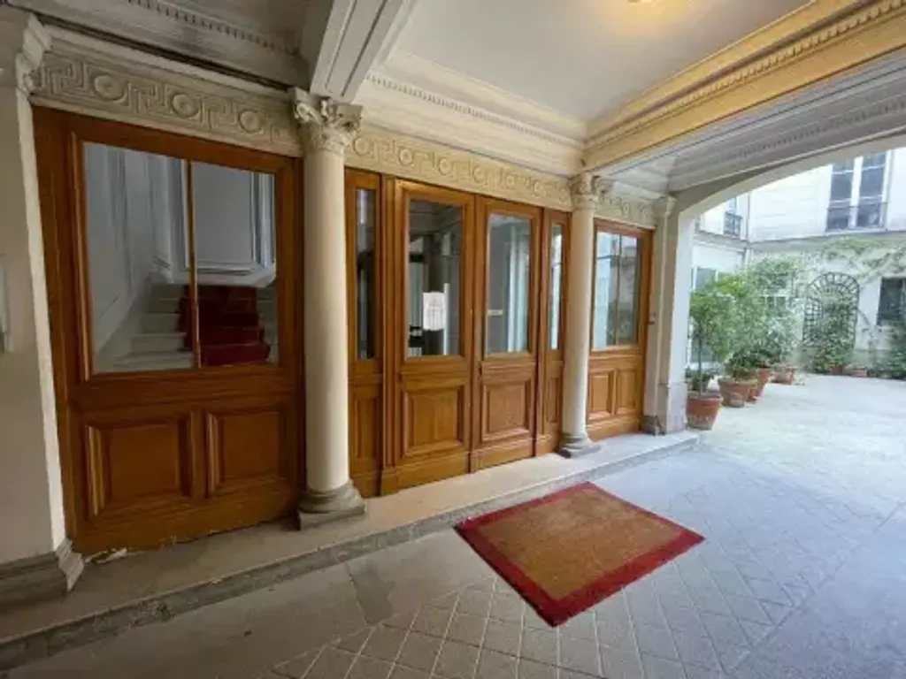 Achat appartement à vendre 8 pièces 200 m² - Paris 8ème arrondissement