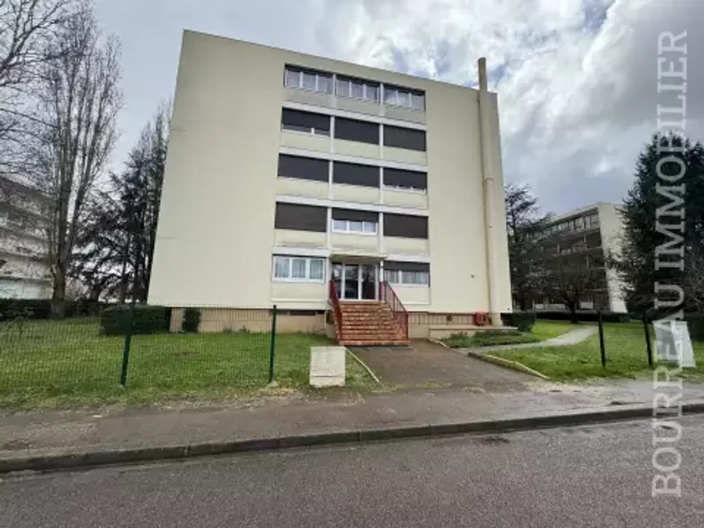 Achat appartement à vendre 4 pièces 84 m² - Joigny