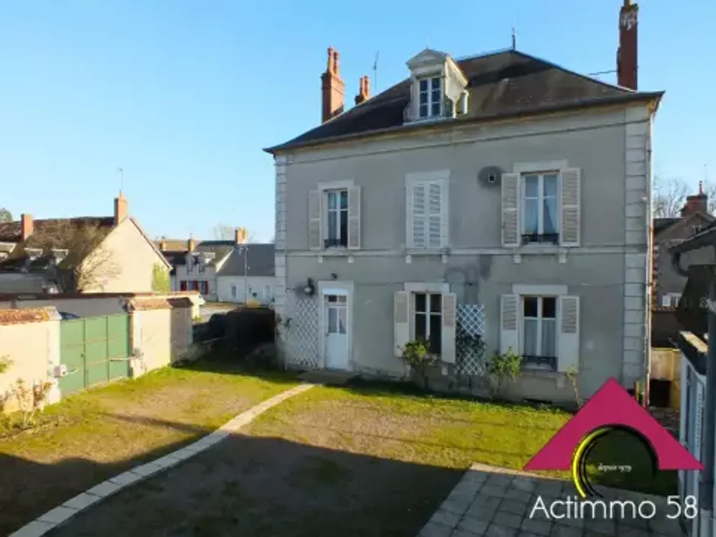 Achat maison à vendre 5 chambres 238 m² - Jouet-sur-l'Aubois