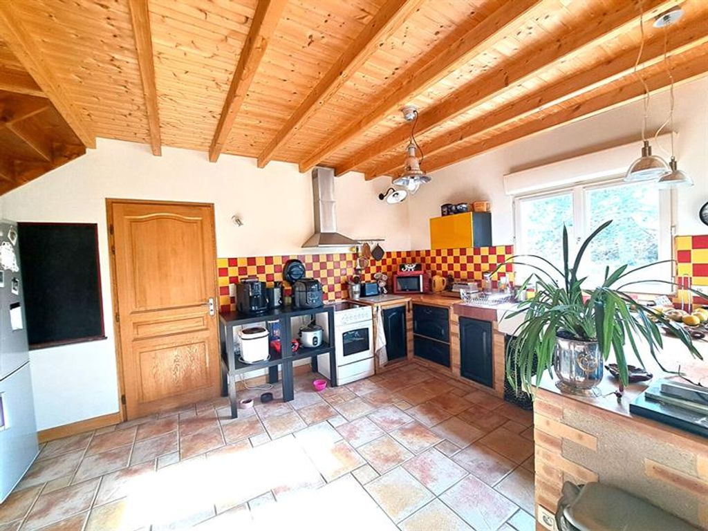 Achat maison à vendre 3 chambres 143 m² - Faverolles-sur-Cher