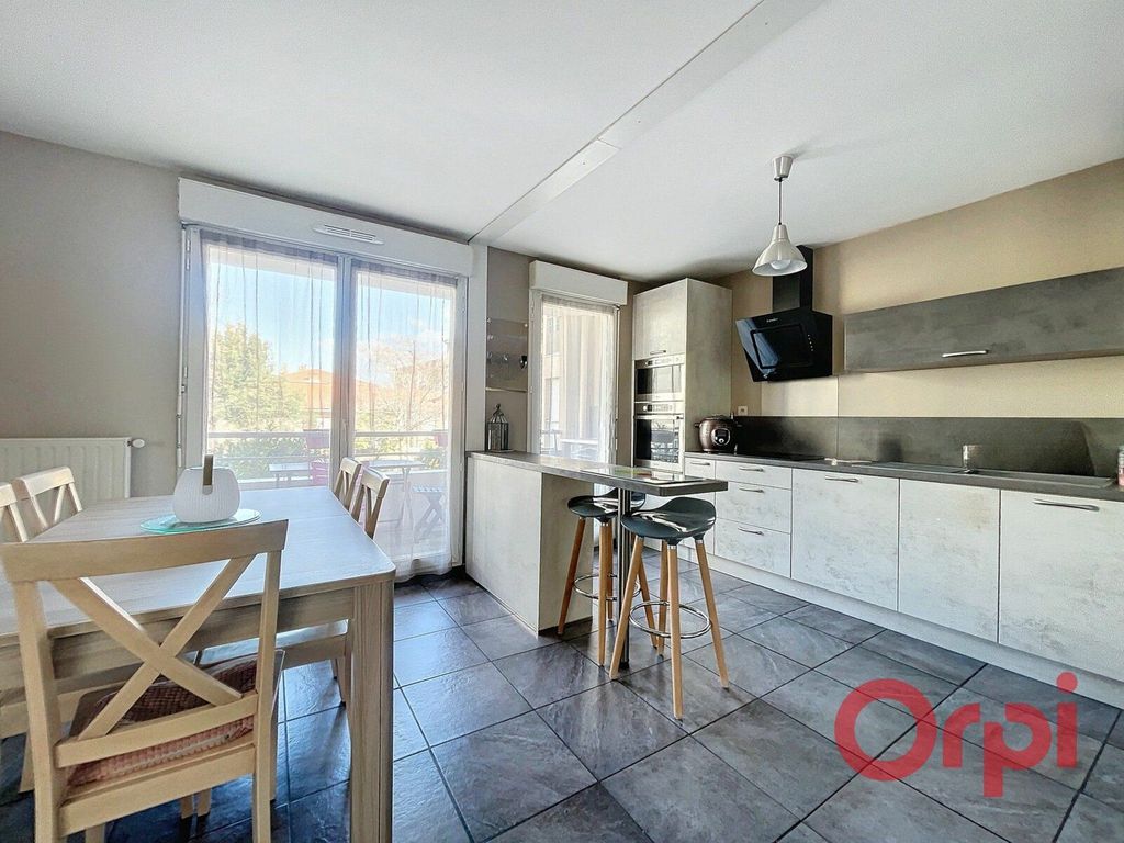 Achat appartement à vendre 3 pièces 69 m² - Lyon 3ème arrondissement