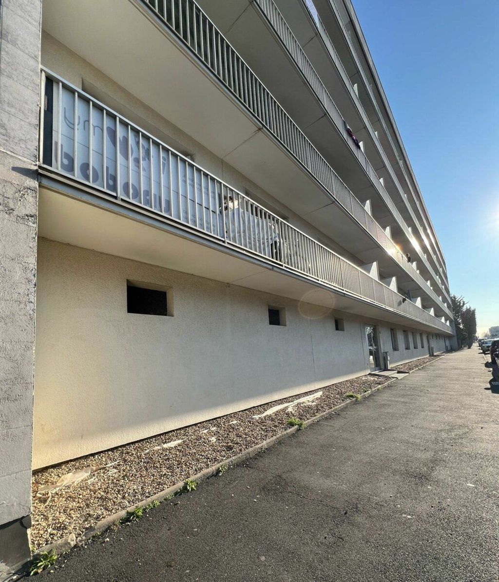 Achat appartement à vendre 4 pièces 103 m² - Le Blanc-Mesnil