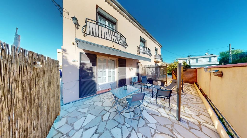 Achat maison à vendre 5 chambres 200 m² - Villeneuve-Loubet