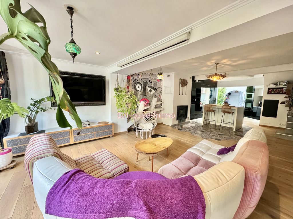 Achat maison à vendre 3 chambres 112 m² - Sainte-Marie-la-Mer