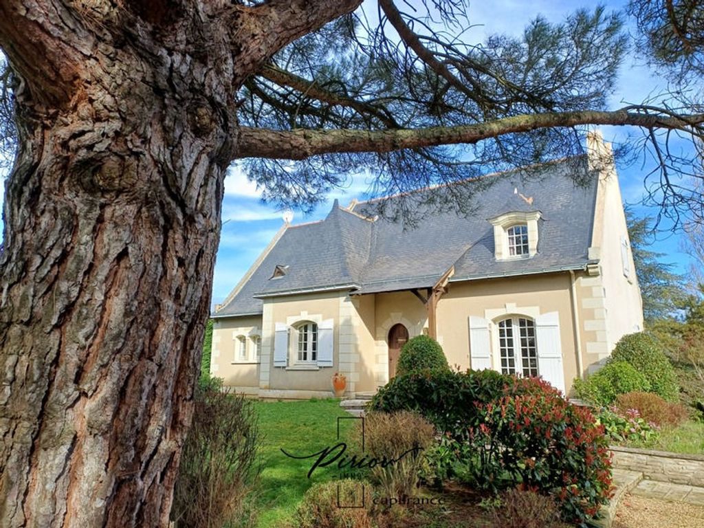 Achat maison à vendre 5 chambres 165 m² - Saumur