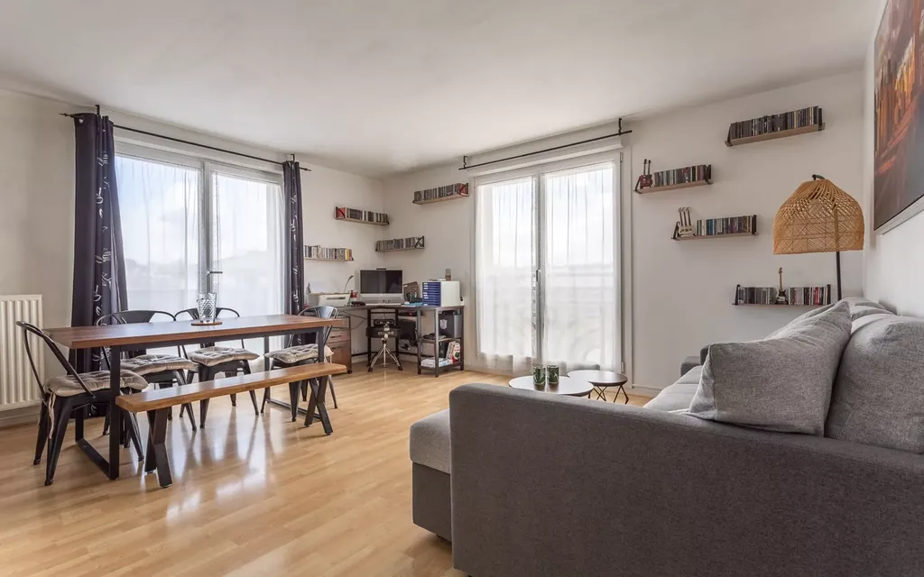 Achat appartement à vendre 4 pièces 74 m² - Sainte-Geneviève-des-Bois