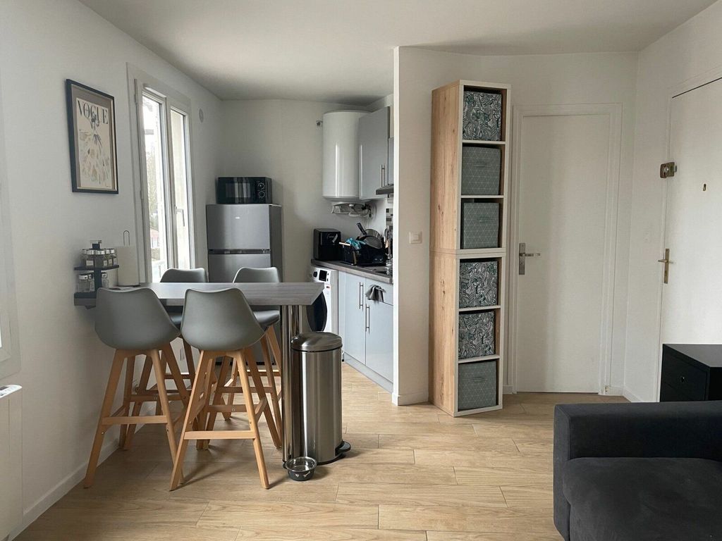 Achat appartement à vendre 2 pièces 25 m² - Saint-Maur-des-Fossés