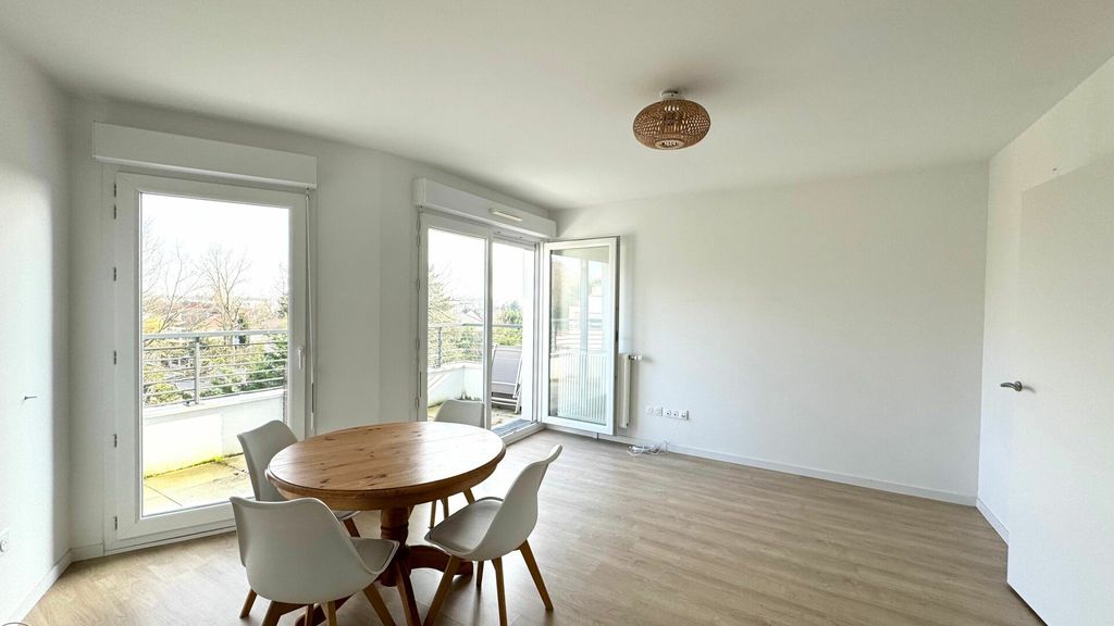 Achat appartement à vendre 3 pièces 60 m² - Le Plessis-Trévise
