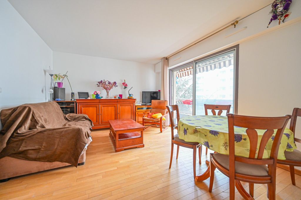 Achat appartement à vendre 2 pièces 46 m² - Paris 11ème arrondissement