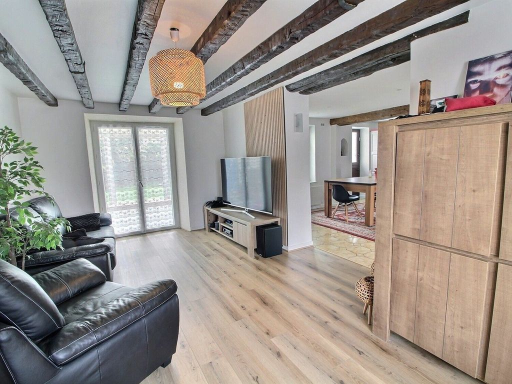 Achat maison à vendre 5 chambres 267 m² - Marcilly