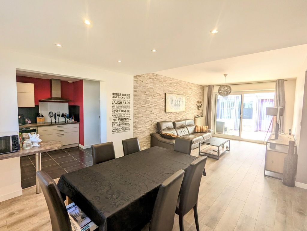 Achat maison à vendre 4 chambres 110 m² - Lorient