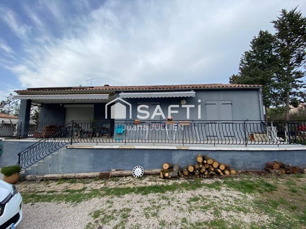 Achat maison à vendre 3 chambres 110 m² - Saint-Maximin-la-Sainte-Baume