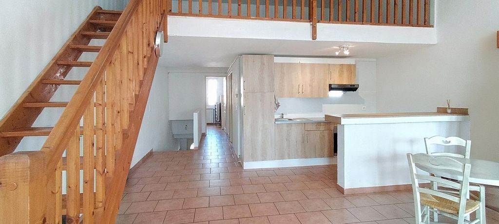 Achat appartement à vendre 4 pièces 90 m² - Maubec