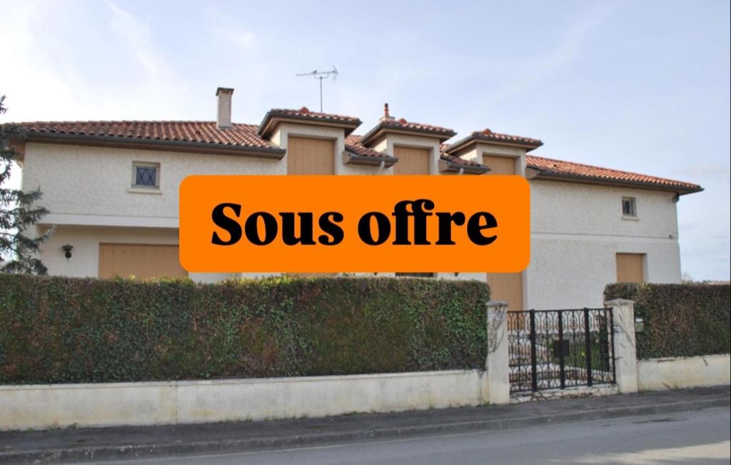 Achat maison à vendre 5 chambres 252 m² - Auch