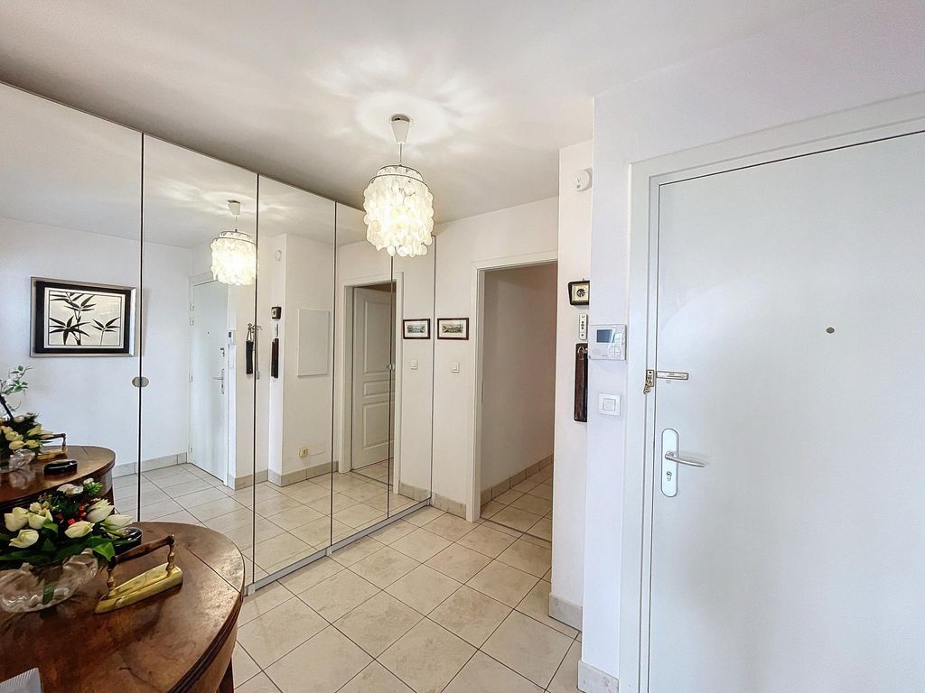 Achat appartement à vendre 4 pièces 181 m² - Illkirch-Graffenstaden