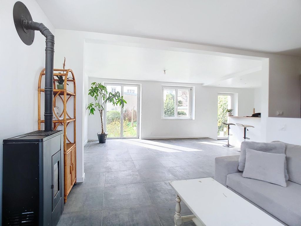 Achat maison à vendre 3 chambres 135 m² - Quimper