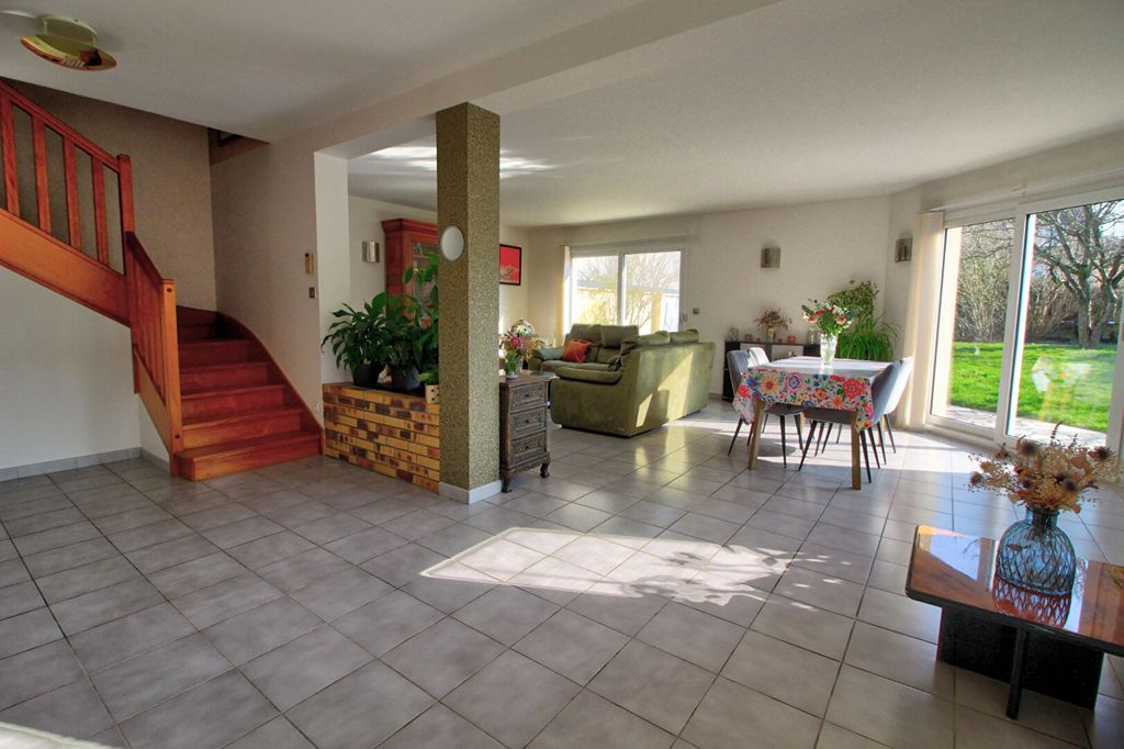 Achat maison à vendre 4 chambres 153 m² - Sucy-en-Brie