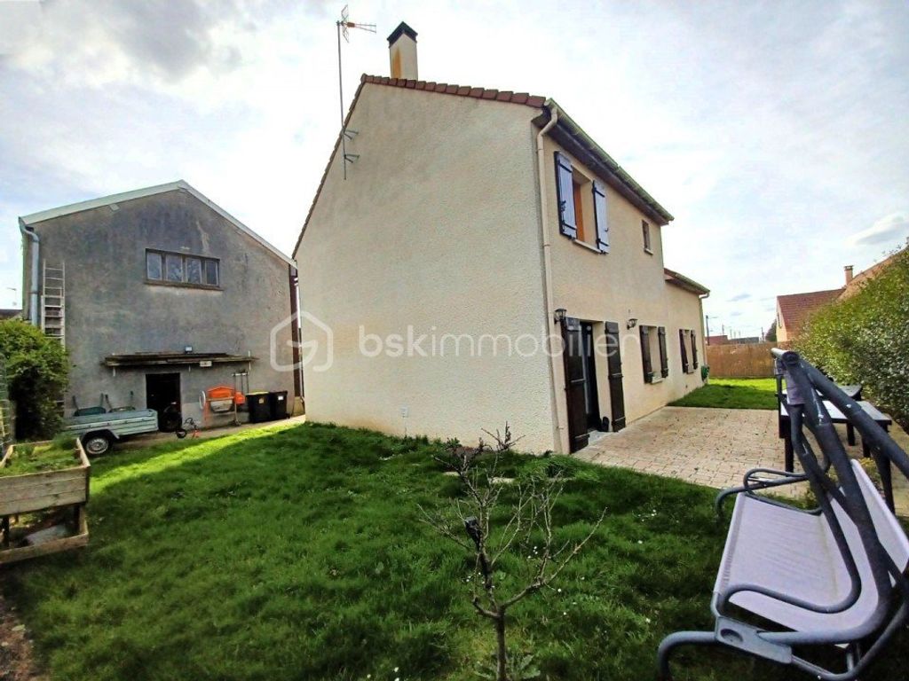 Achat maison à vendre 4 chambres 159 m² - Nangis