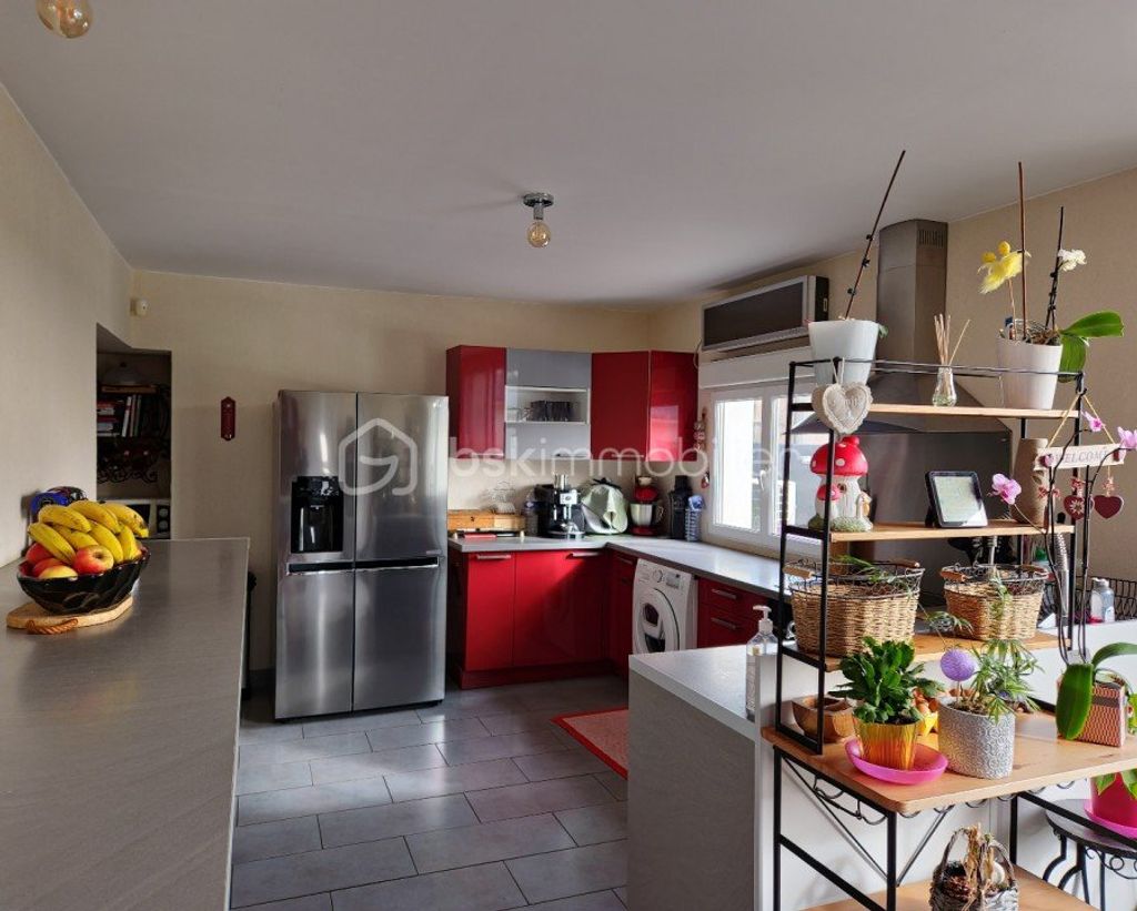 Achat maison à vendre 4 chambres 176 m² - Villiers-Saint-Georges