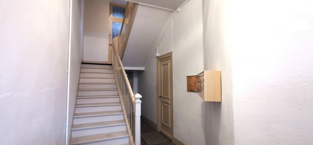 Achat appartement à vendre 2 pièces 43 m² - Bourgoin-Jallieu