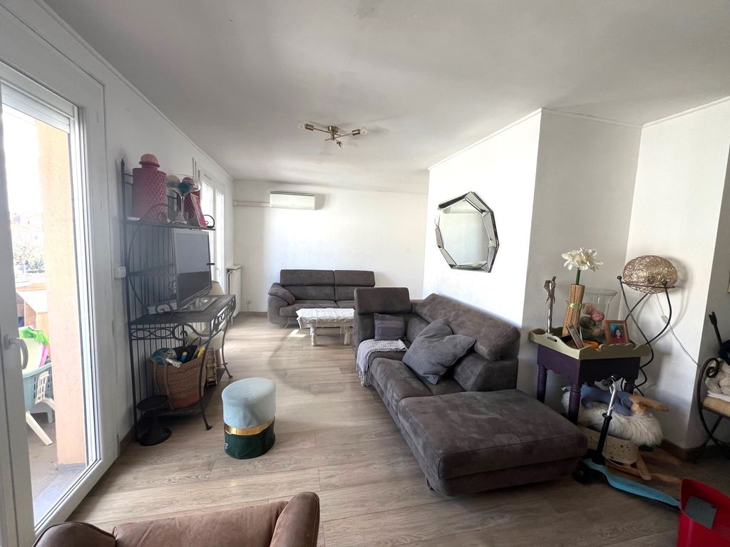 Achat appartement à vendre 5 pièces 90 m² - Béziers