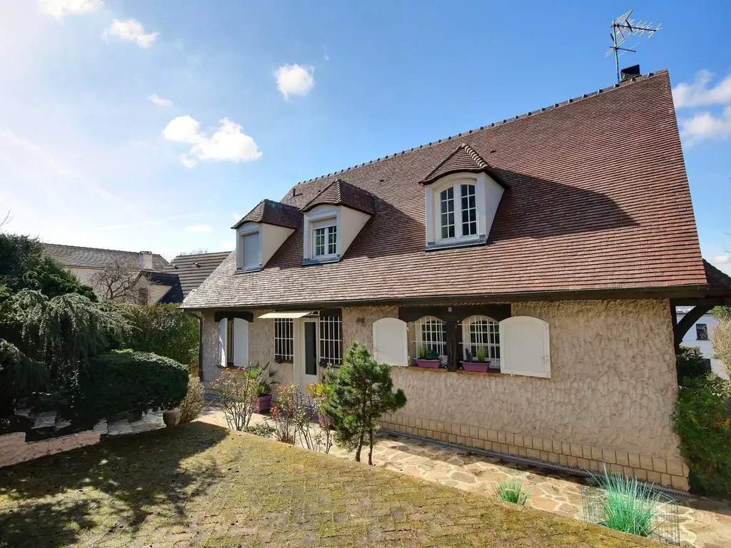 Achat maison à vendre 4 chambres 145 m² - Chennevières-sur-Marne