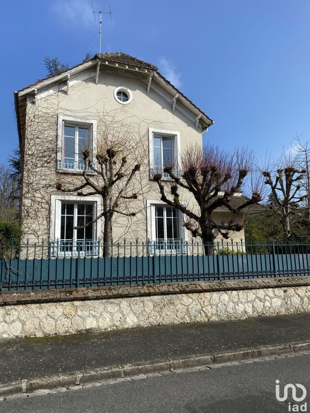 Achat maison à vendre 6 chambres 160 m² - Fontainebleau