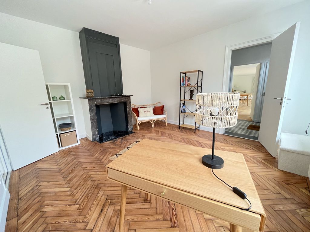 Achat maison à vendre 5 chambres 140 m² - Lambersart