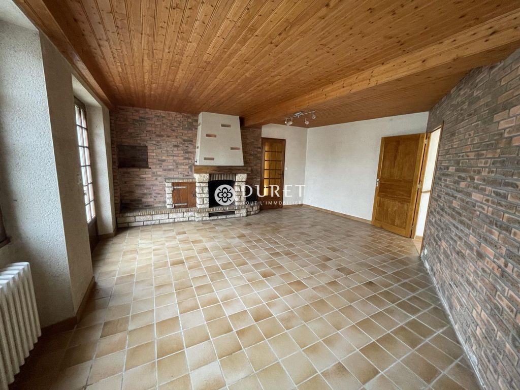 Achat maison à vendre 6 chambres 186 m² - Beaupréau-en-Mauges