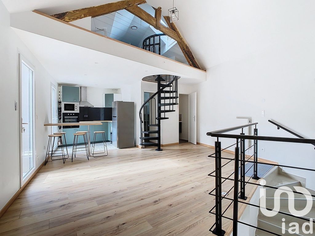 Achat maison à vendre 2 chambres 63 m² - Mézières-sur-Seine