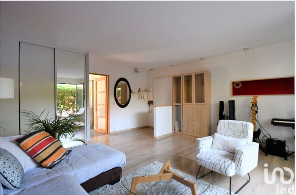 Achat appartement à vendre 3 pièces 72 m² - Chatou