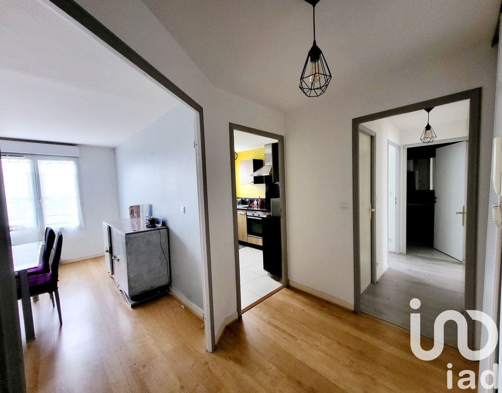 Achat appartement à vendre 4 pièces 74 m² - Chambray-lès-Tours