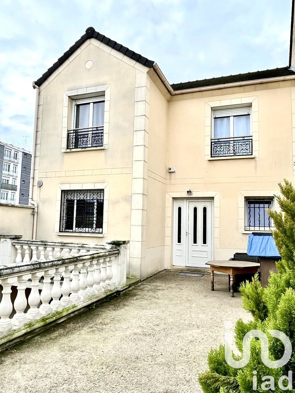 Achat maison à vendre 4 chambres 133 m² - Argenteuil