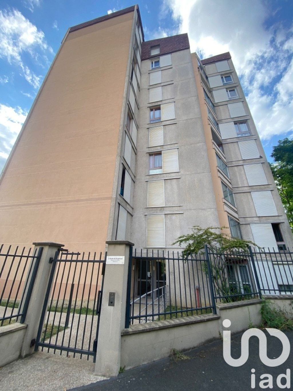 Achat appartement à vendre 3 pièces 67 m² - Saint-Germain-lès-Corbeil