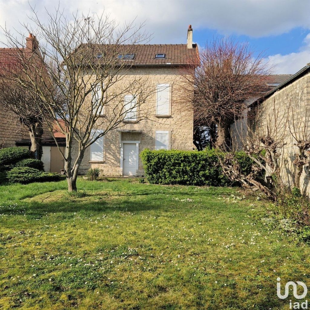 Achat maison à vendre 2 chambres 117 m² - Beaumont-sur-Oise