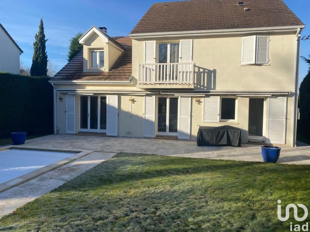 Achat maison à vendre 4 chambres 157 m² - Saint-Germain-lès-Corbeil