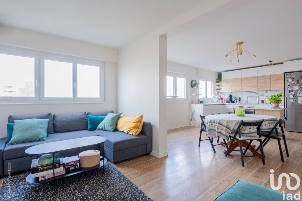 Achat appartement à vendre 4 pièces 90 m² - Courbevoie