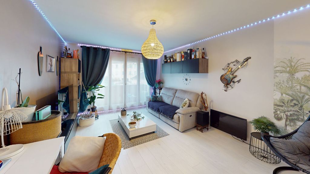 Achat appartement à vendre 3 pièces 70 m² - Villeparisis