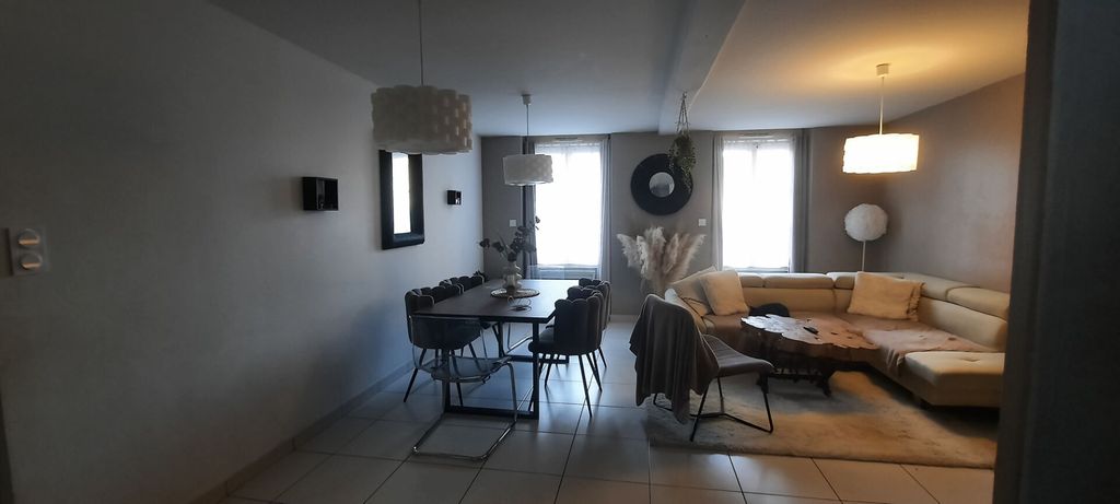 Achat maison à vendre 4 chambres 98 m² - Cholet