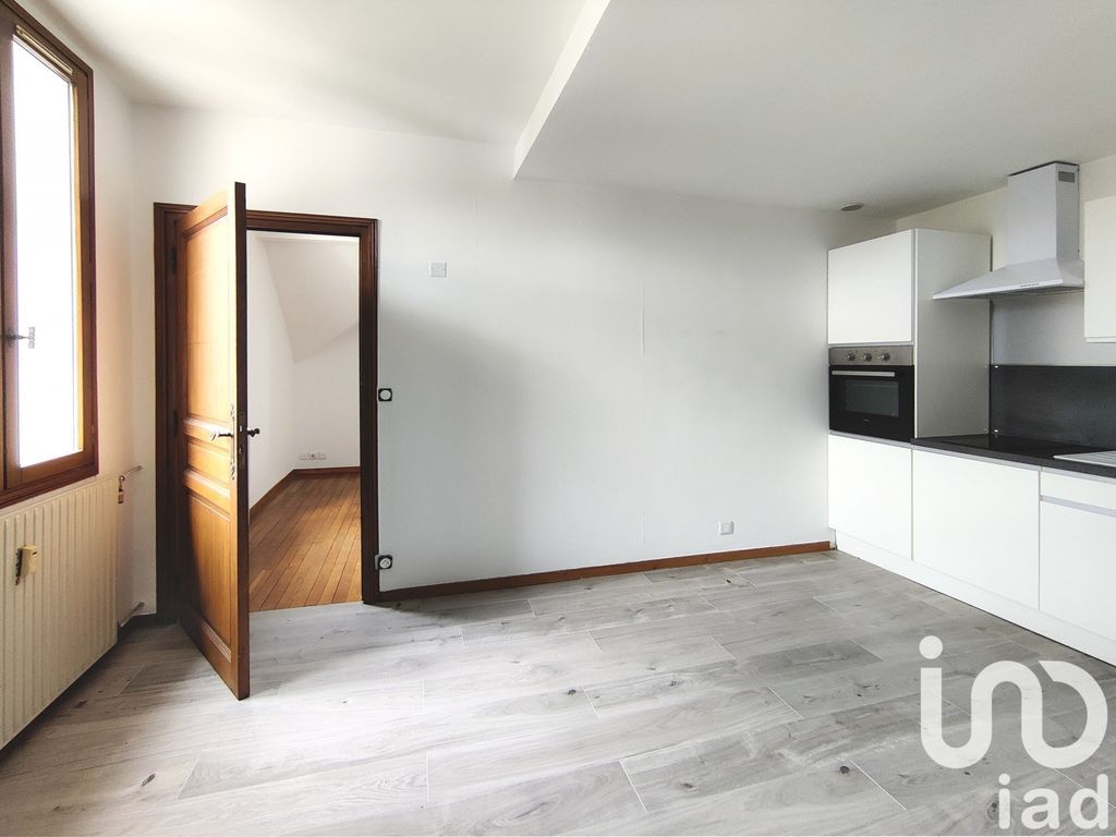 Achat appartement à vendre 4 pièces 55 m² - Challes-les-Eaux