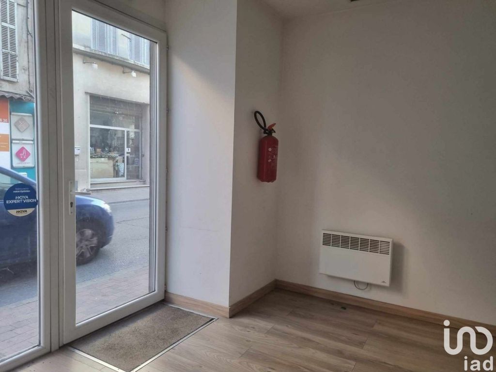Achat appartement à vendre 2 pièces 54 m² - Roquevaire