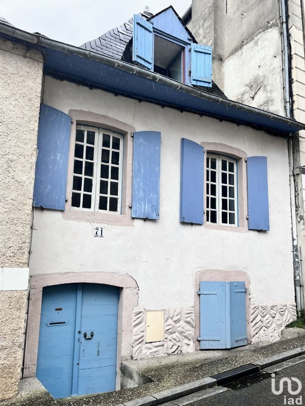 Achat maison à vendre 4 chambres 171 m² - Oloron-Sainte-Marie