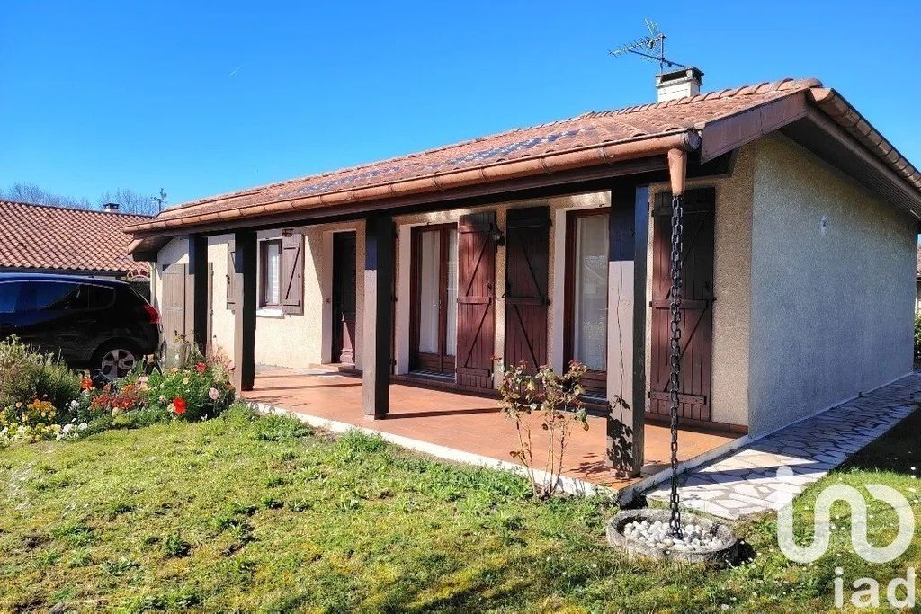 Achat maison à vendre 3 chambres 91 m² - Saint-Vincent-de-Tyrosse