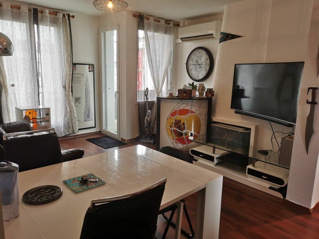 Achat appartement à vendre 3 pièces 66 m² - Royan