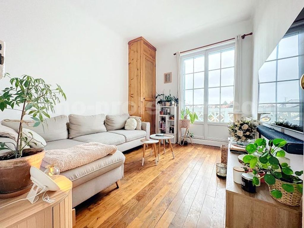 Achat appartement à vendre 3 pièces 61 m² - Ville-la-Grand
